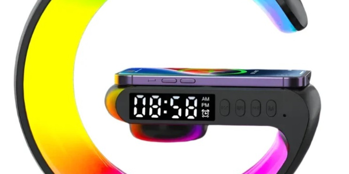Smart Gadgets for Everyday Life: Phone Accessories, Lighting and Security Tech